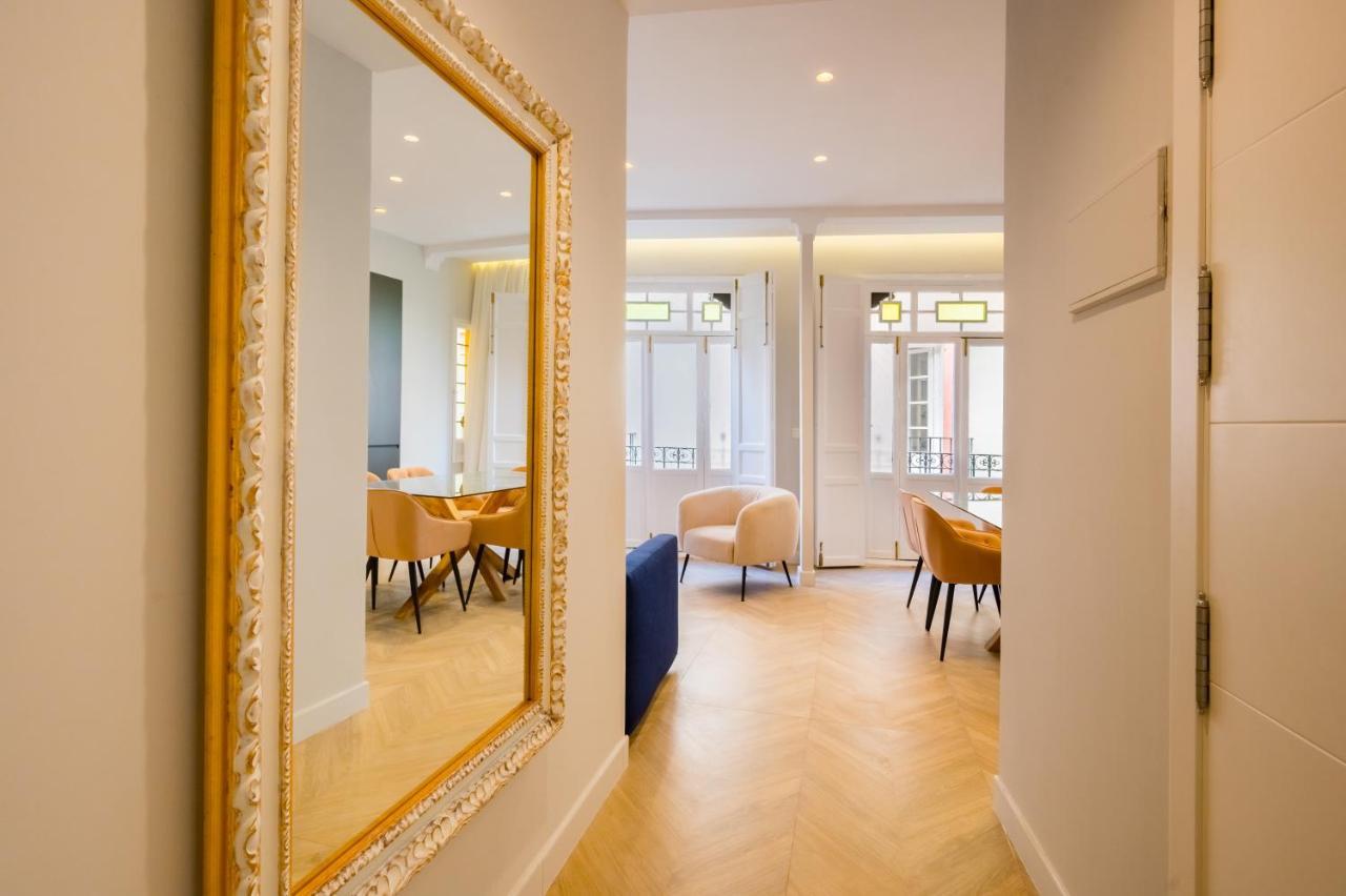 Elegant - 2 Bd 1 Bth - Center Apartament *